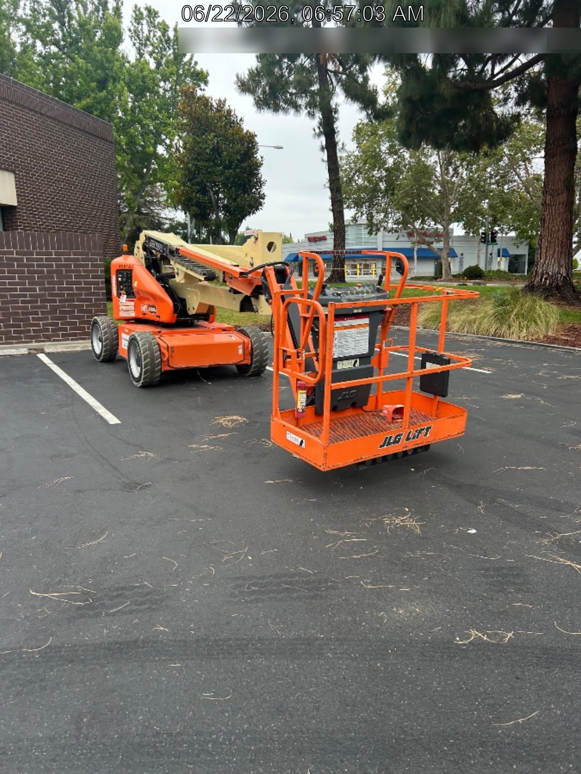 2019 JLG E450AJ