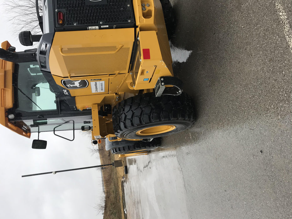 2019 John Deere 524L Cab/Heat/AIR, 3rd Function Hydraulics, Hydraulic JRB QC 2.75 Yd. Bucket, 60" Carriage/72" Forks