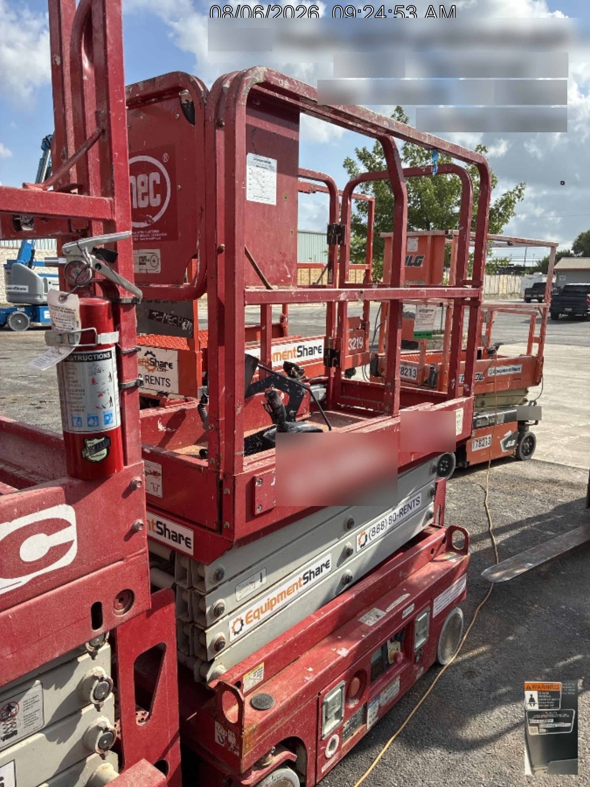 2019 MEC 1330SE MEC 1330SE w/ES Track Hardware, Full Extended 2 Year Warranty