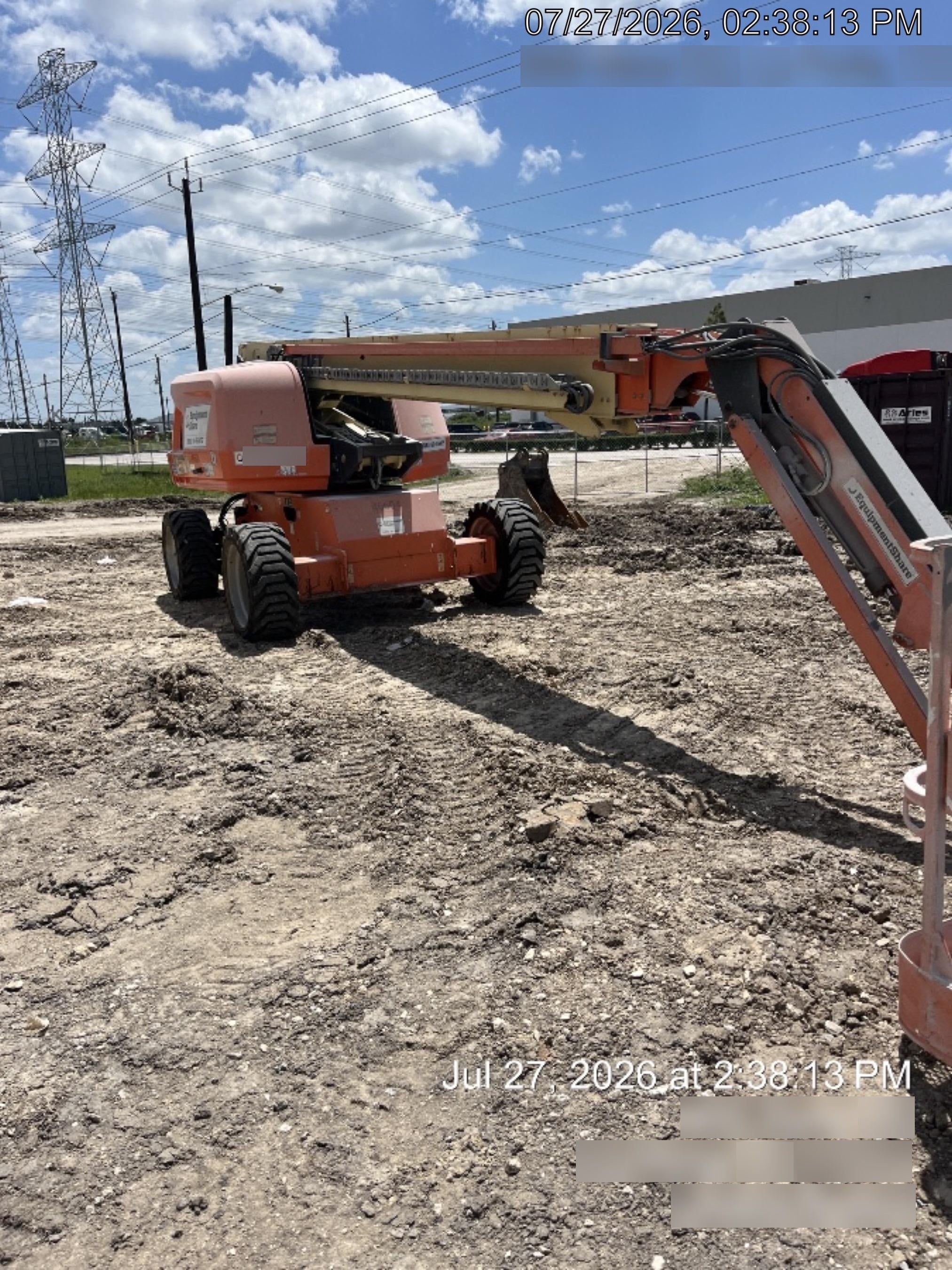 2019 JLG 660SJ