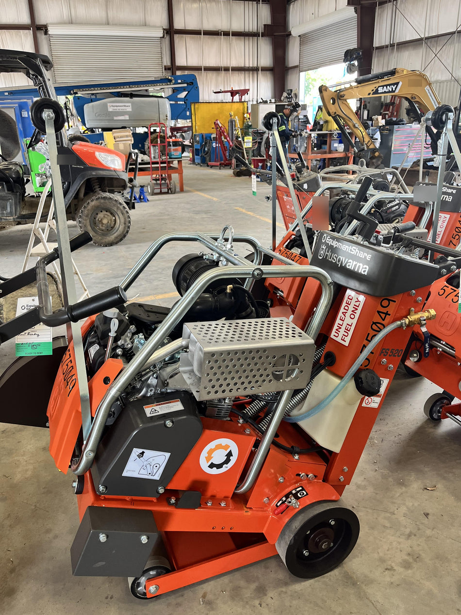 2025 HUSQVARNA FS520