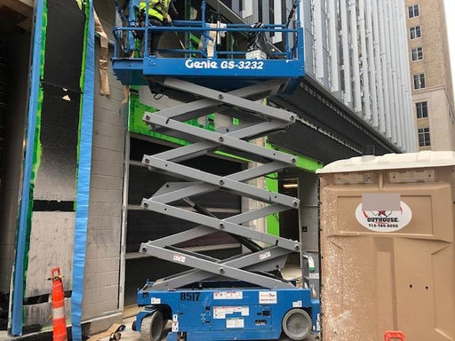 2018 Genie GS-3232 Genie GS3232 Lift w/Folding Rails and Swing Gate