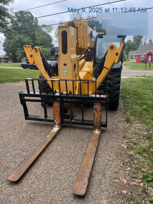 2020 JCB 510-56 Cab/Heat/Air, 74 HP, Solid Tires, STD Worklight, Beacon, Aux Hydraulics, Lifting Eye, Back up Alarm w/66" Carriage/60" Forks