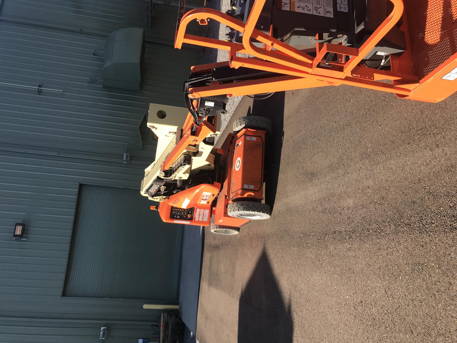 2020 JLG E400AJPN