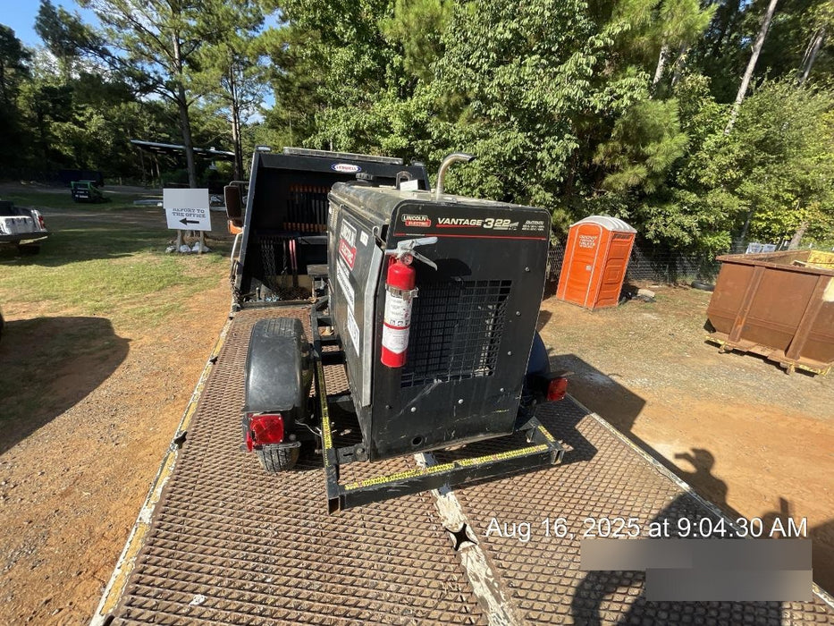 2019 Lincoln Electric Vantage 322 Welder Ready-Pak 3, Two wheel trailer, Fender and Light kit, Cable Rack