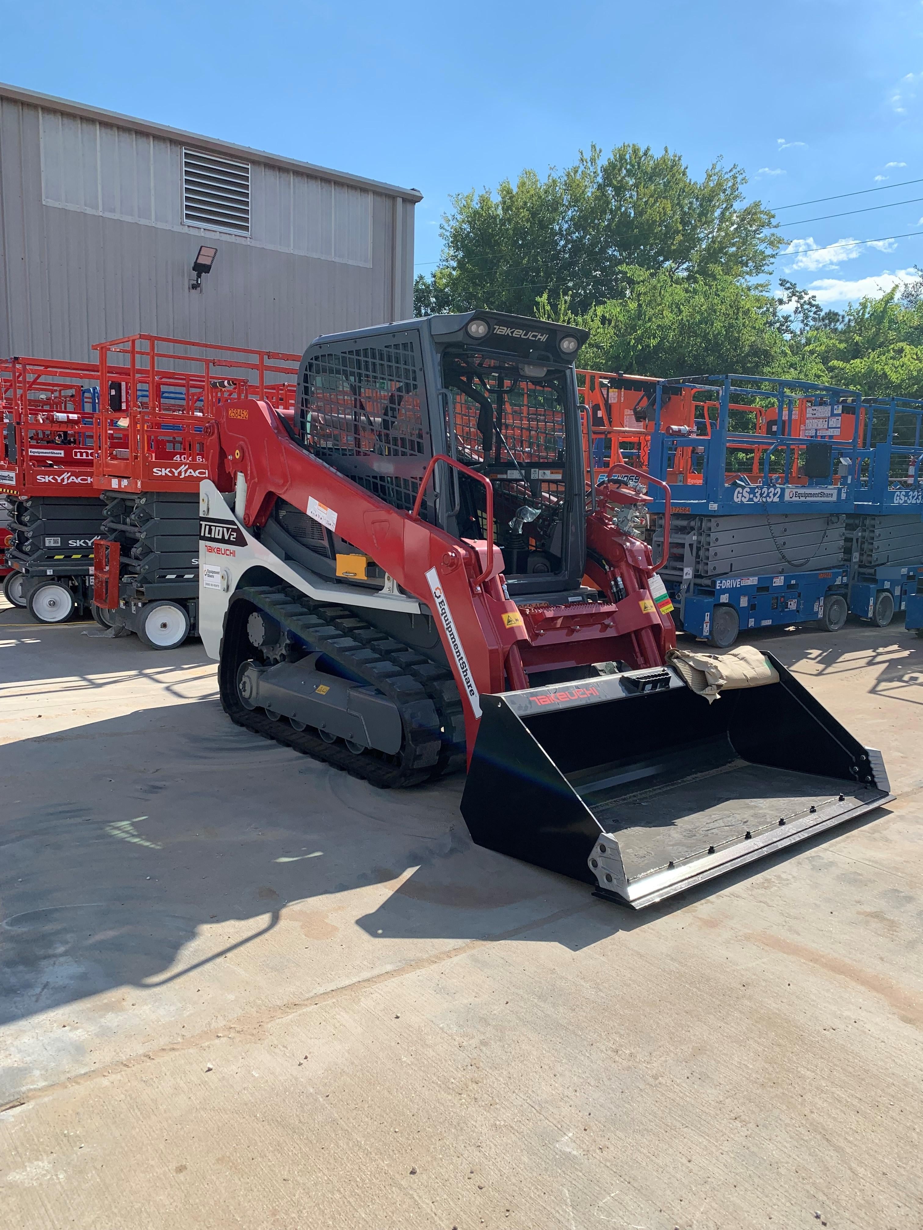 2022 TAKEUCHI TL10V2-CR