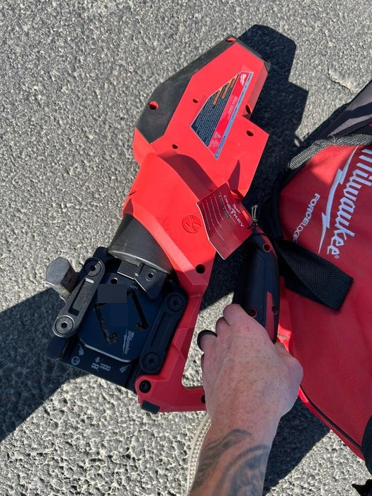 2024 MILWAUKEE 2933-21