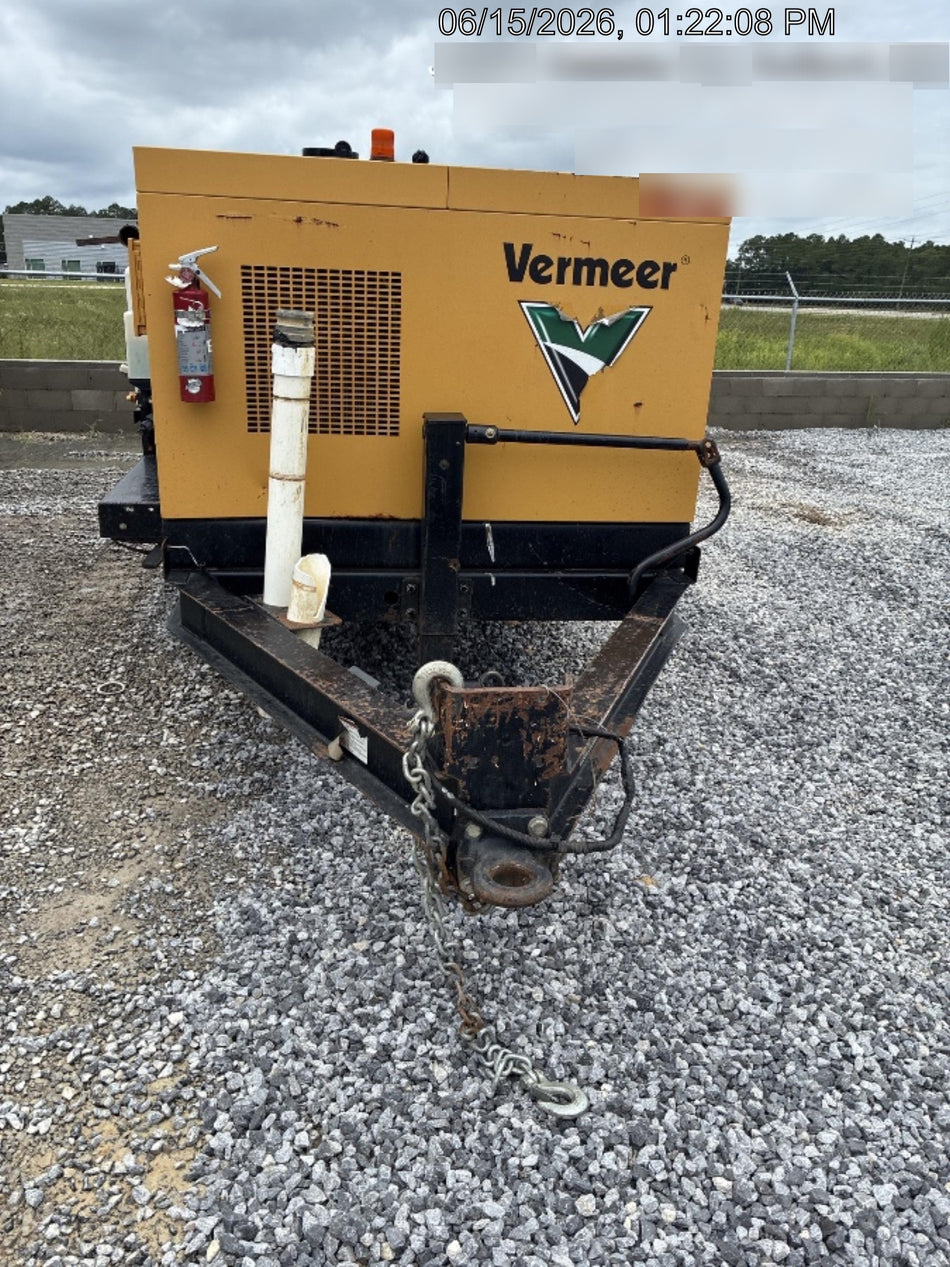 2021 Vac-Tron LP573XDT T4 Koehler Diesel Engine, 500 Gallon Debris Tank, x2 100 Gallon Water Tanks