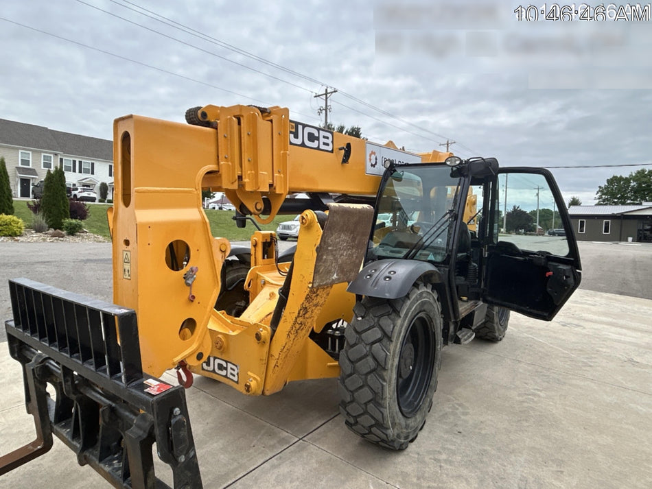 2022 JCB 510-56