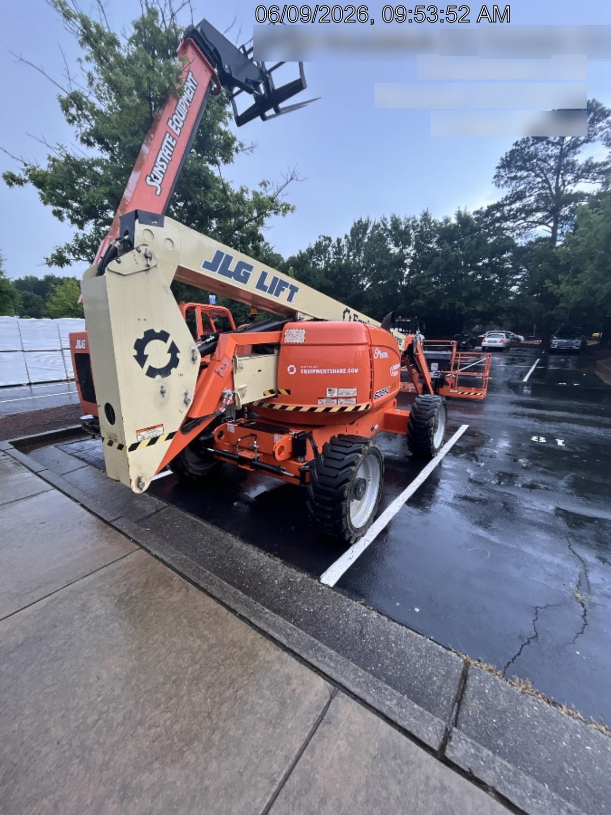 2023 JLG 600AJ