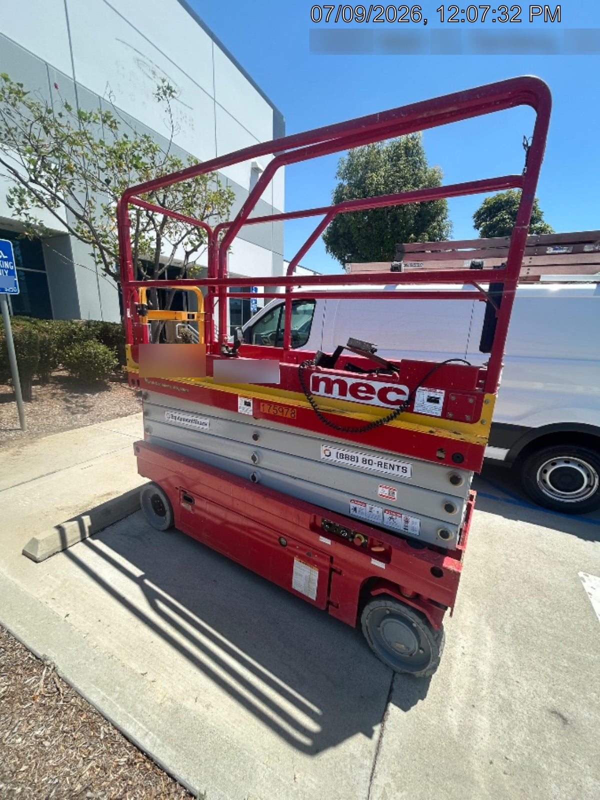 2021 MEC 2632SE