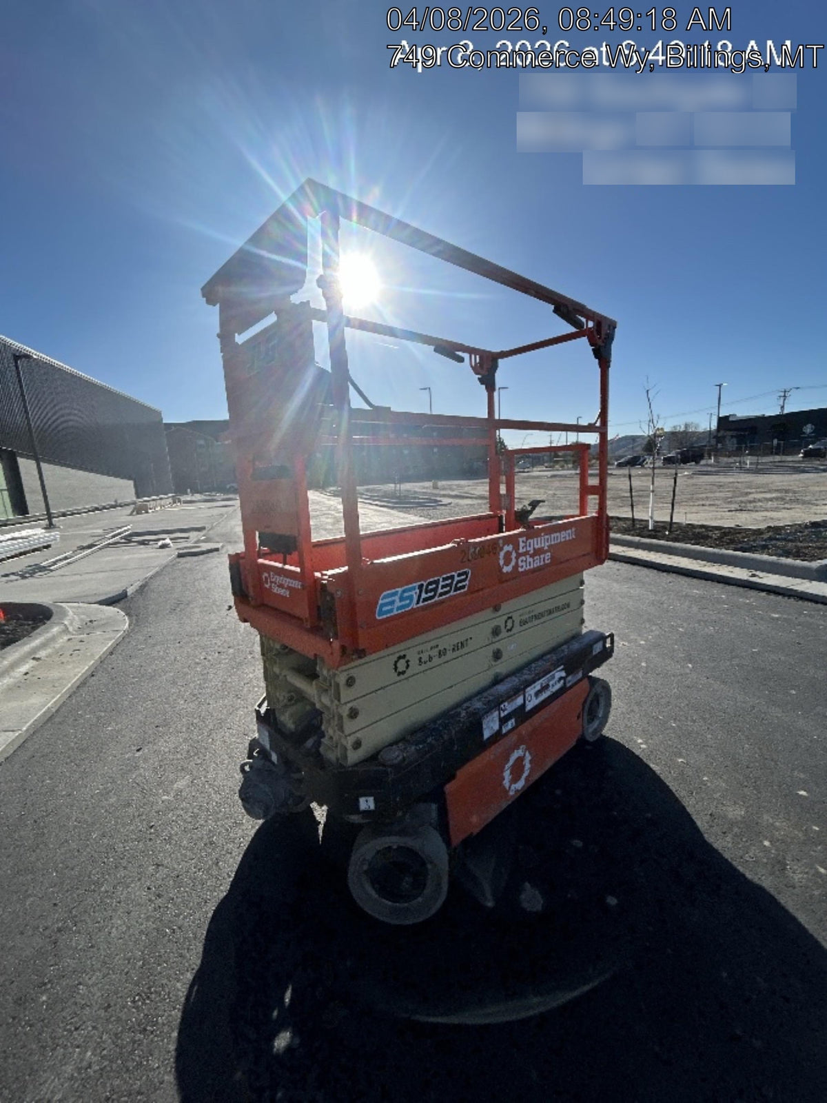 2022 JLG ES1932