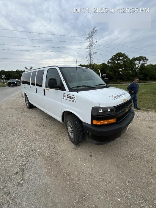 2025 CHEVROLET Express Van - Rental