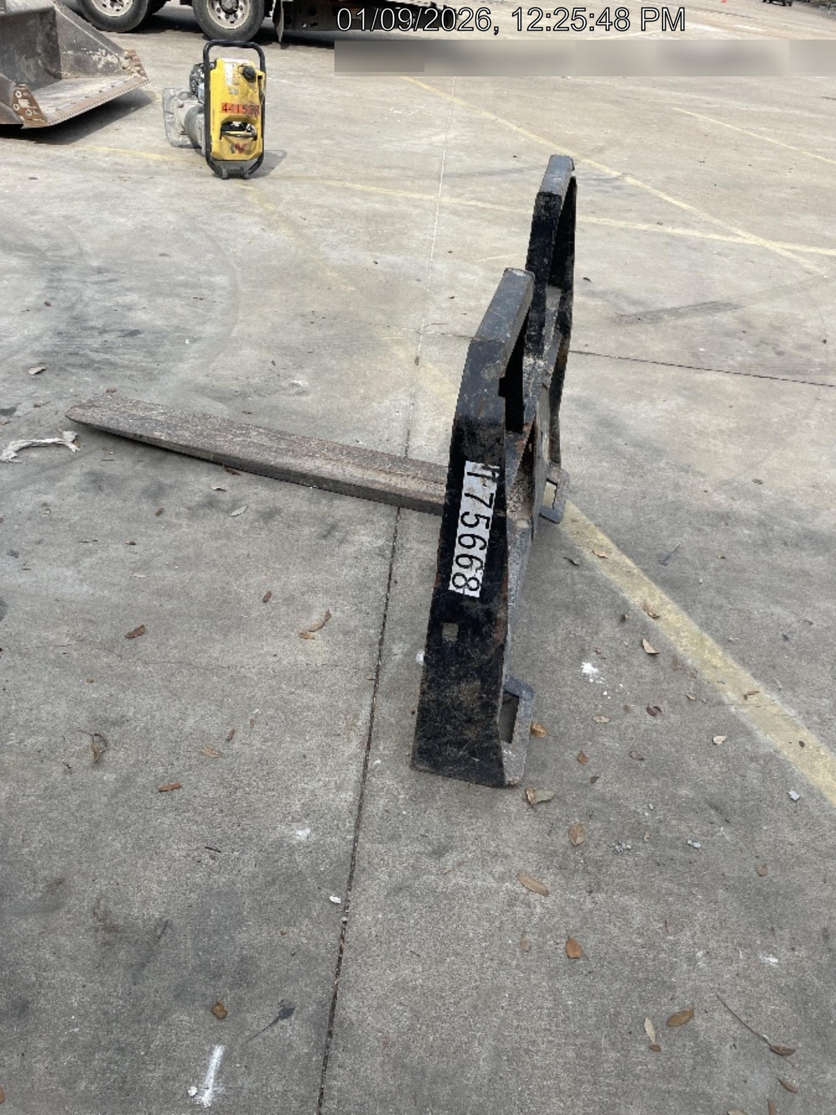2021 FEMA 48" Pallet Forks - FEMA