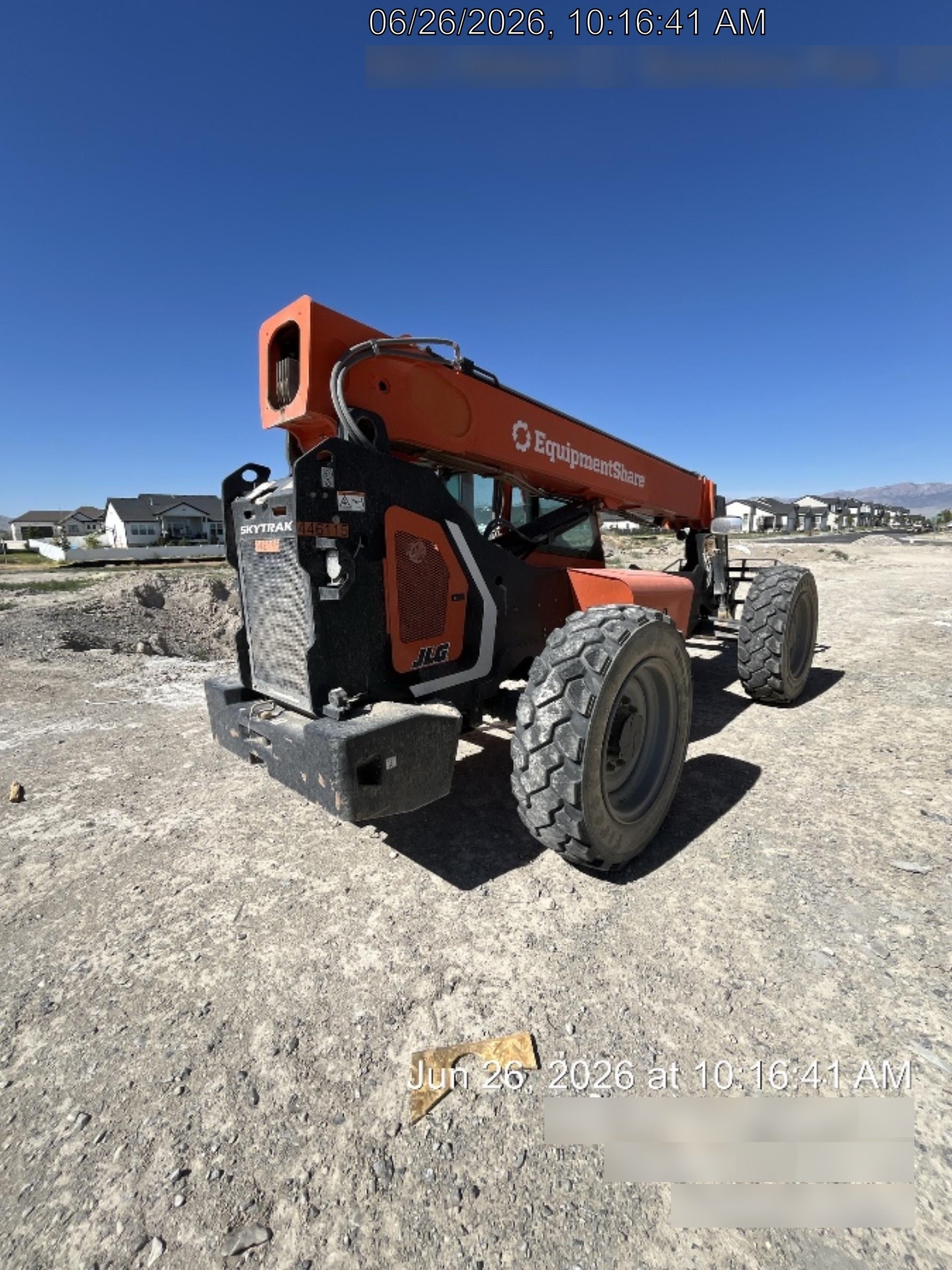 2024 SKYTRAK 8042