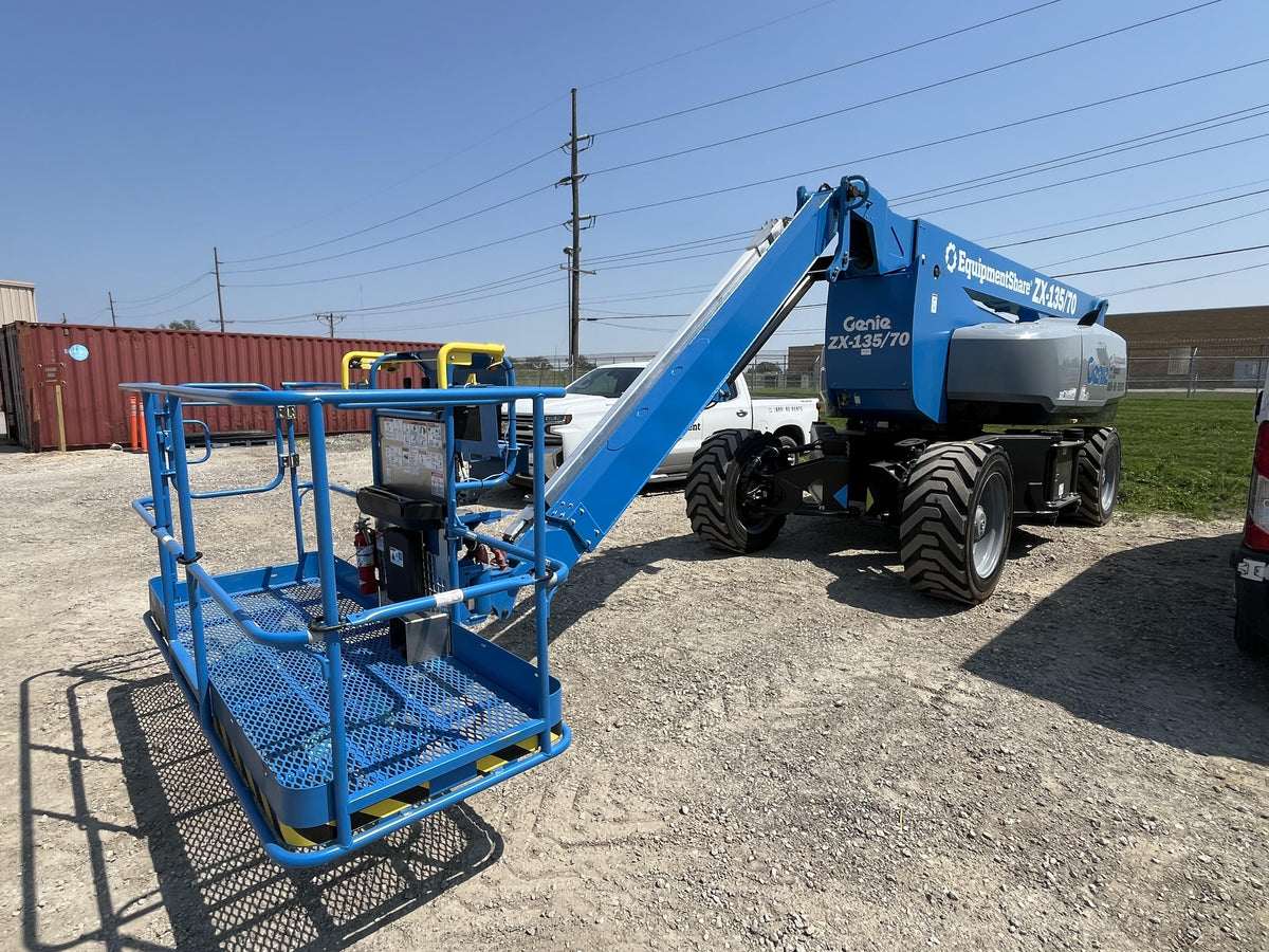 2025 GENIE ZX-135/70