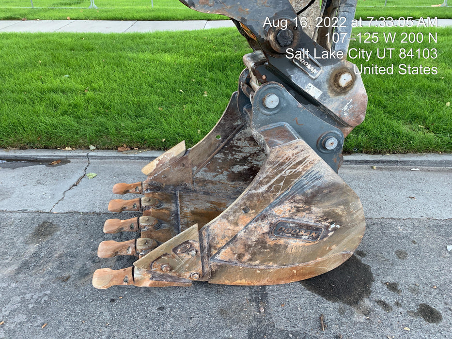 2020 DOOSAN 36"  Bucket - Doosan