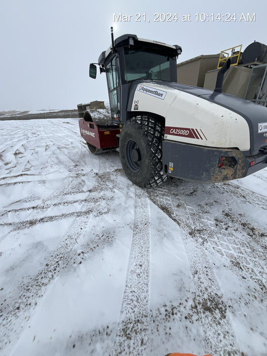 2023 DYNAPAC CA2500D