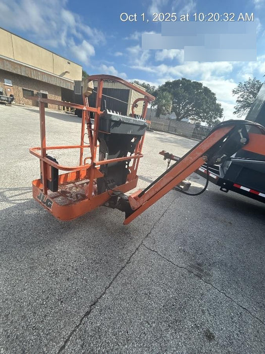 2019 JLG E450AJ