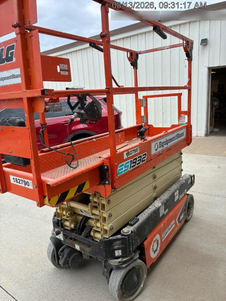 2021 JLG ES1932