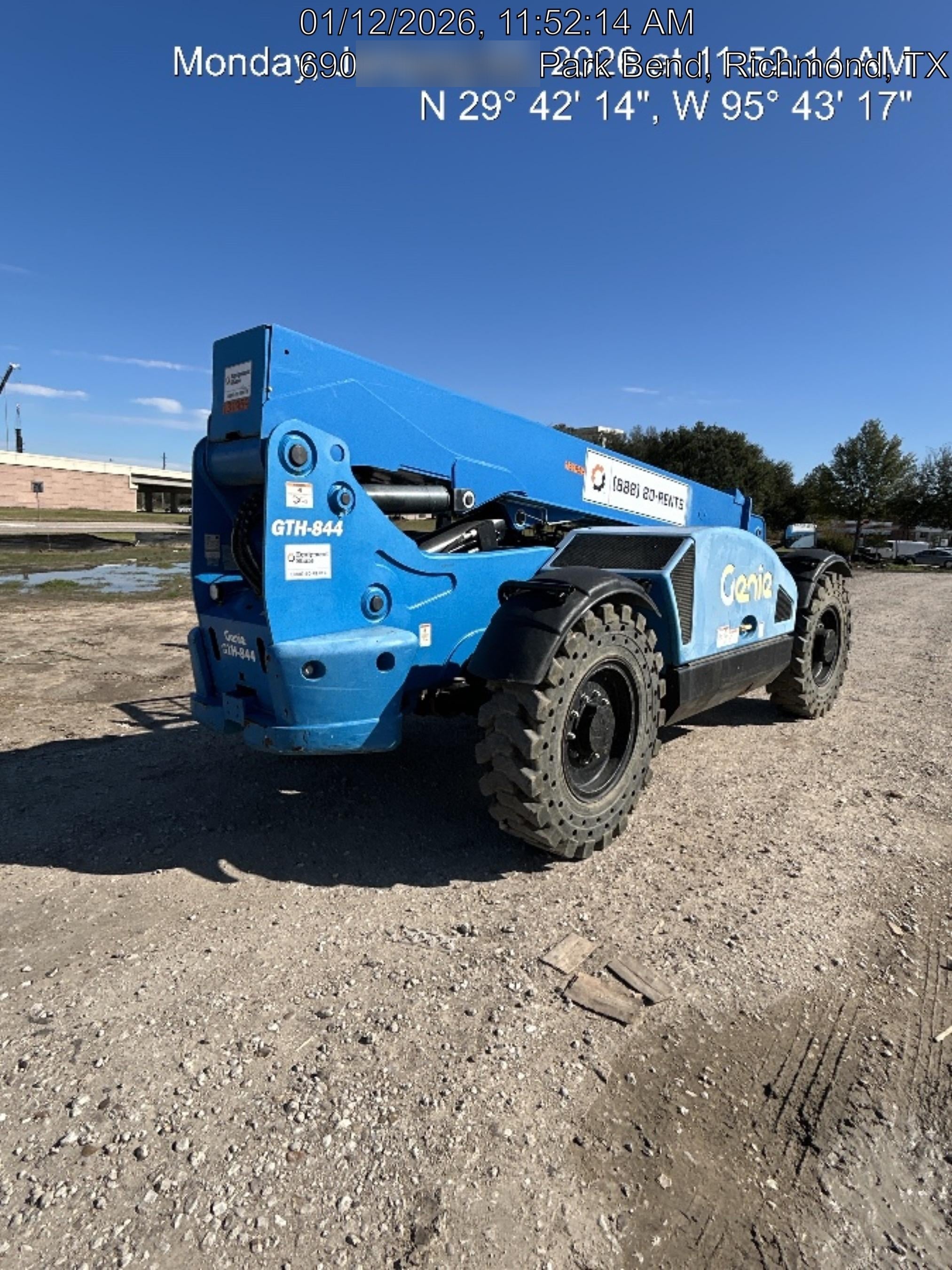 2021 GENIE GTH-844