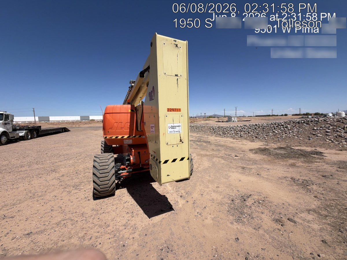 2022 JLG 800AJ