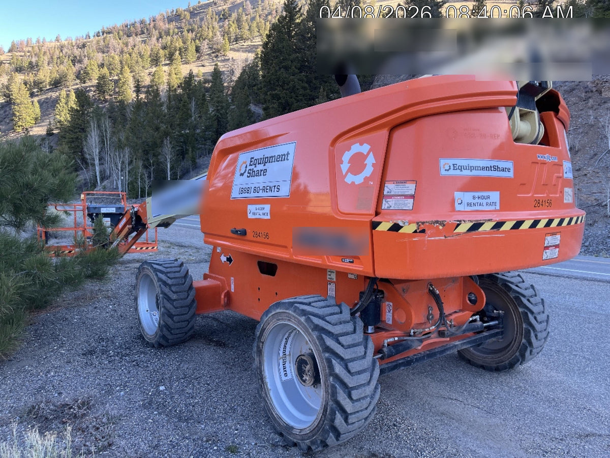 2022 JLG 660SJ