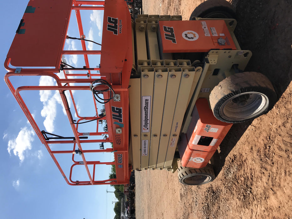 2019 JLG 4069LE