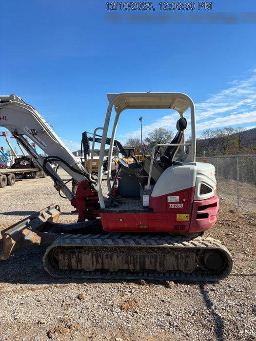 2019 TAKEUCHI TB260