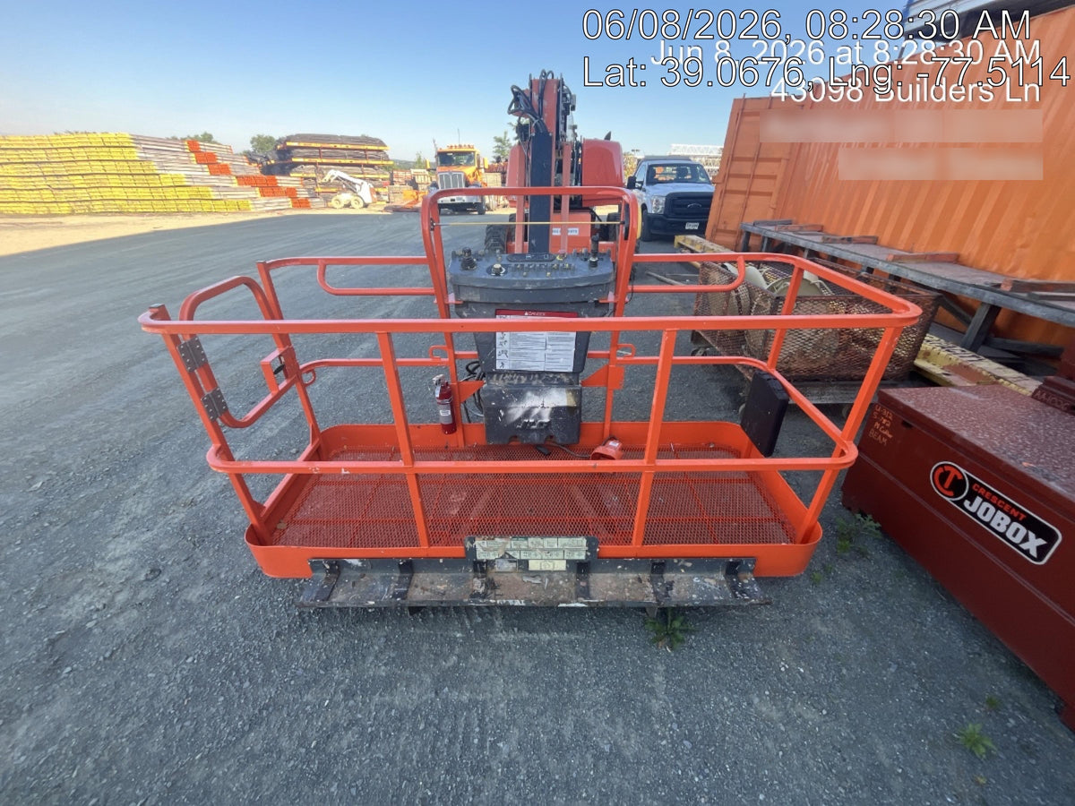 2019 JLG 660SJ