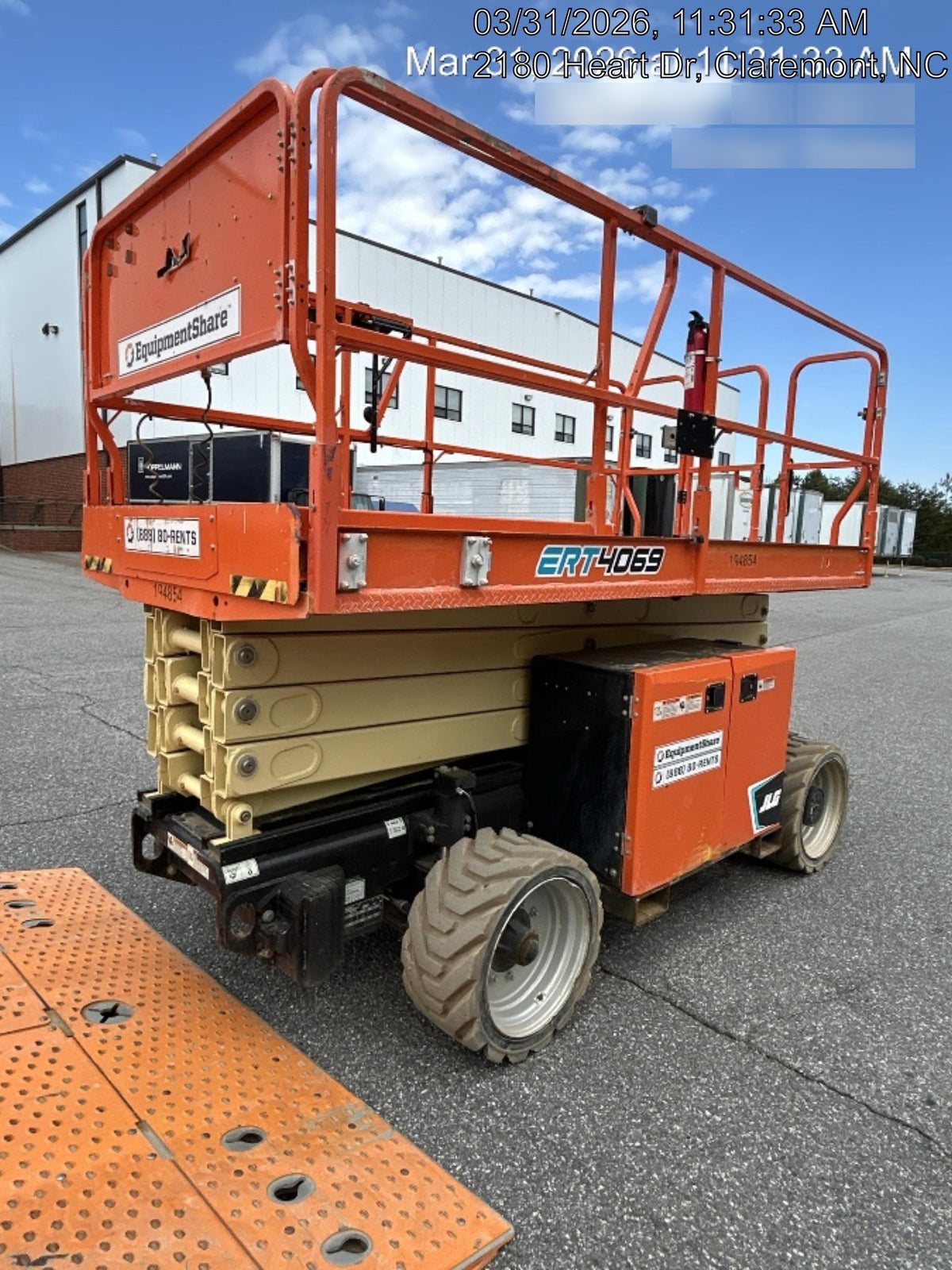 2021 JLG ERT4069