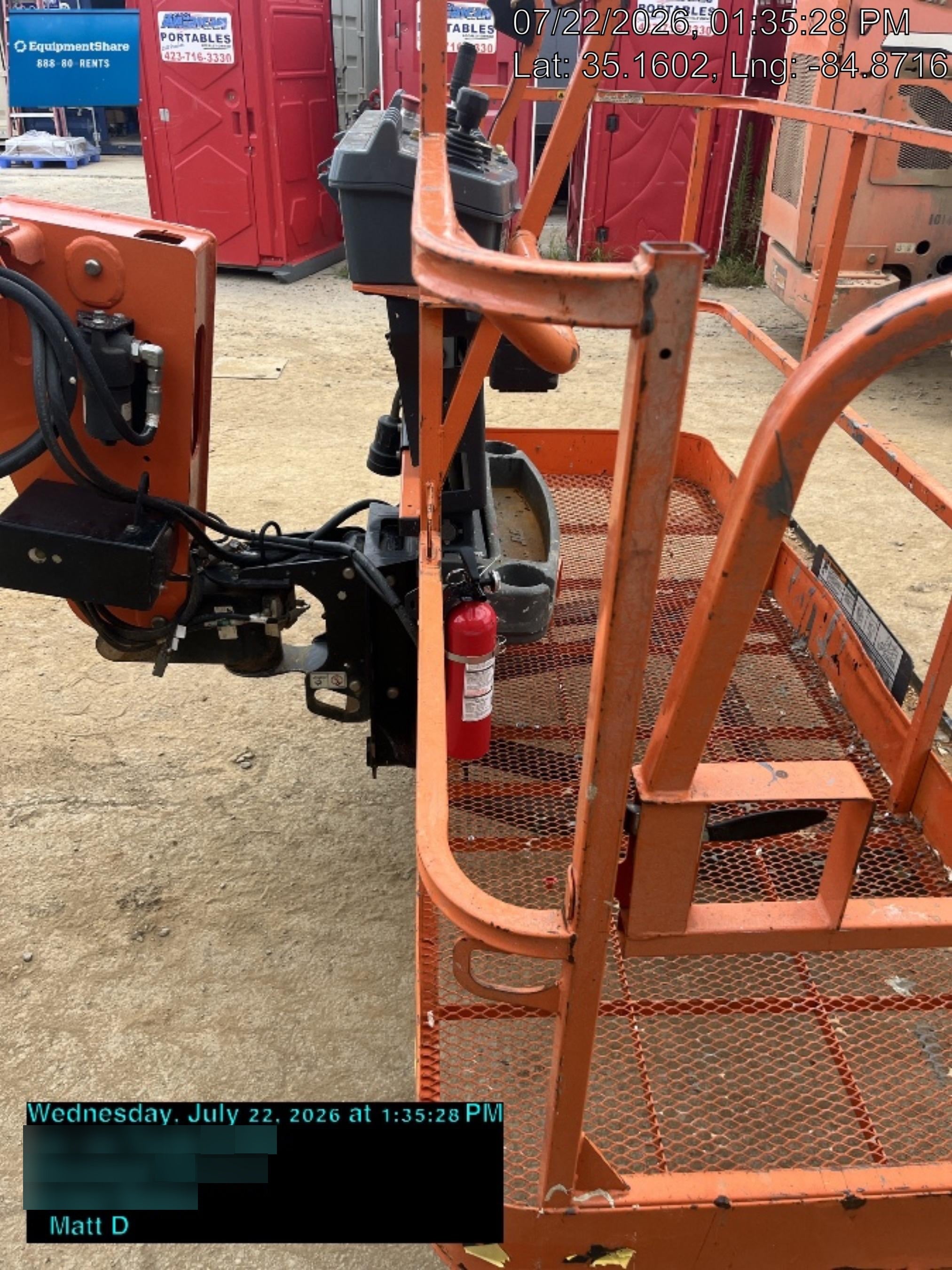 2021 JLG 600S