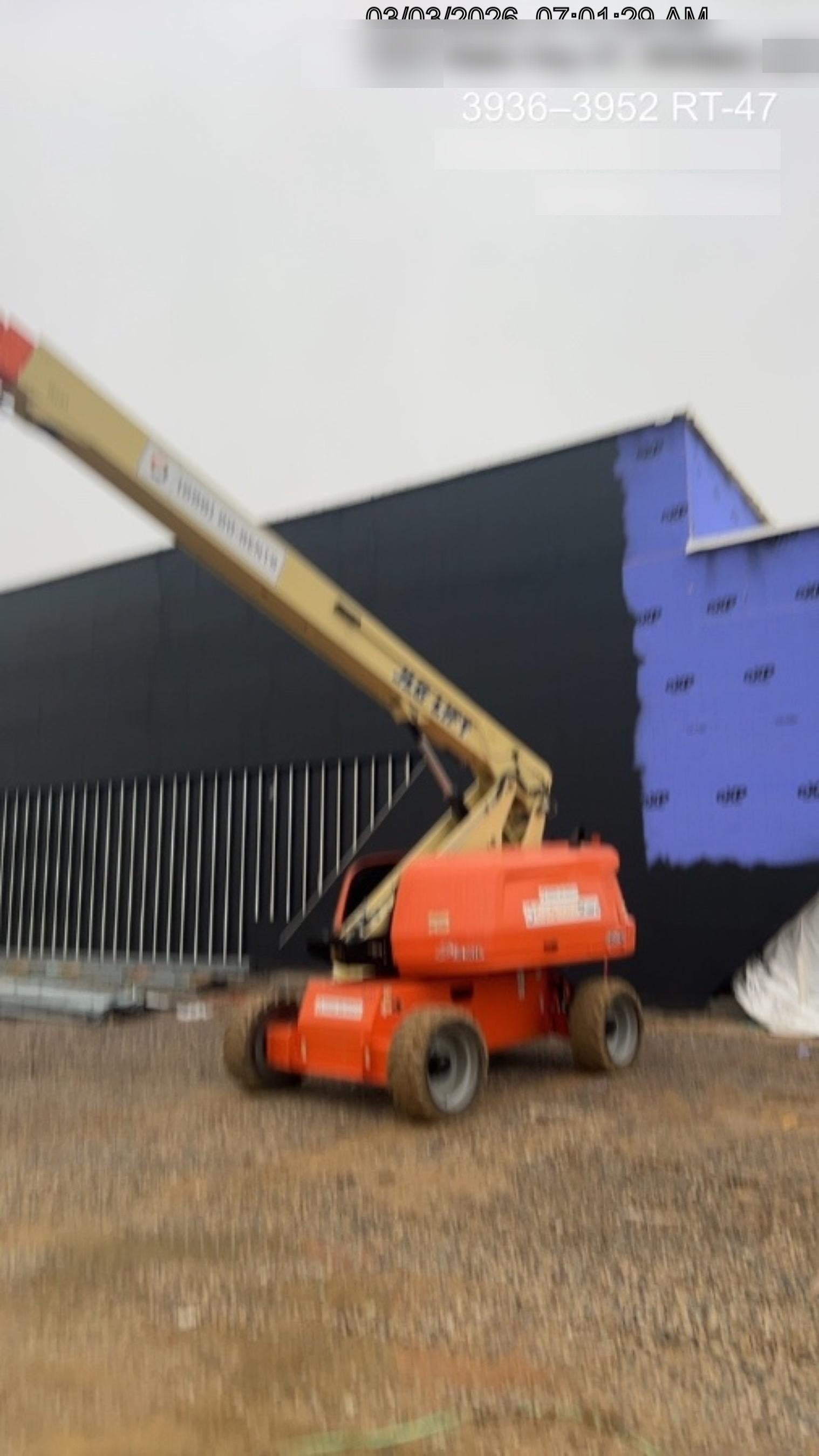 2018 JLG 660SJ