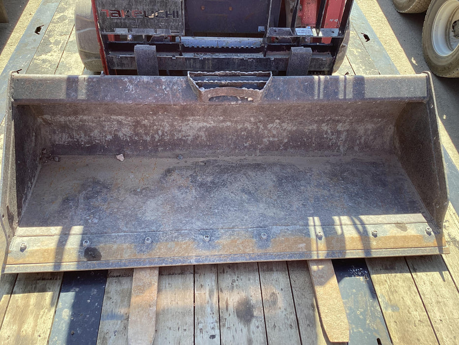 2021 TAKEUCHI 48" Pallet Forks - Takeuchi