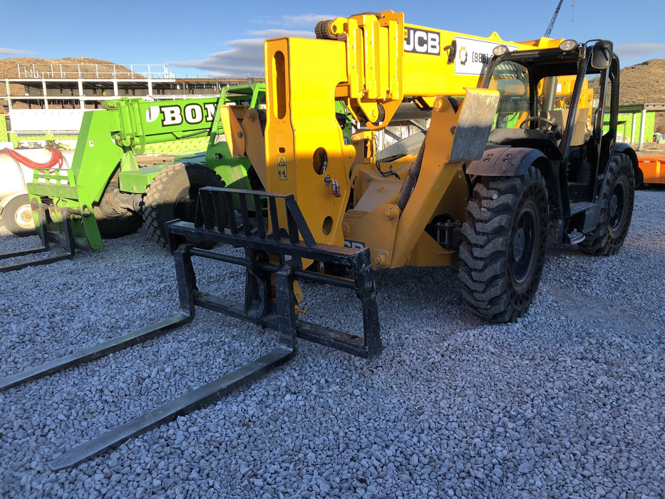 2020 JCB 510-56 Canopy, Solid Tires, Work Lights, Beacon, Aux Hydraulics, Back up Alarm, Lifting Eye, ES Decals