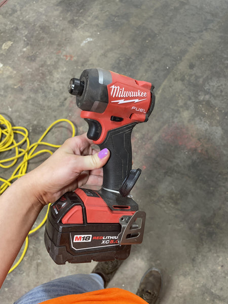 2023 MILWAUKEE 2953-20