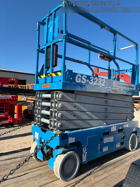 2023 GENIE GS-3232