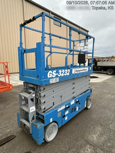 2022 GENIE GS-3232
