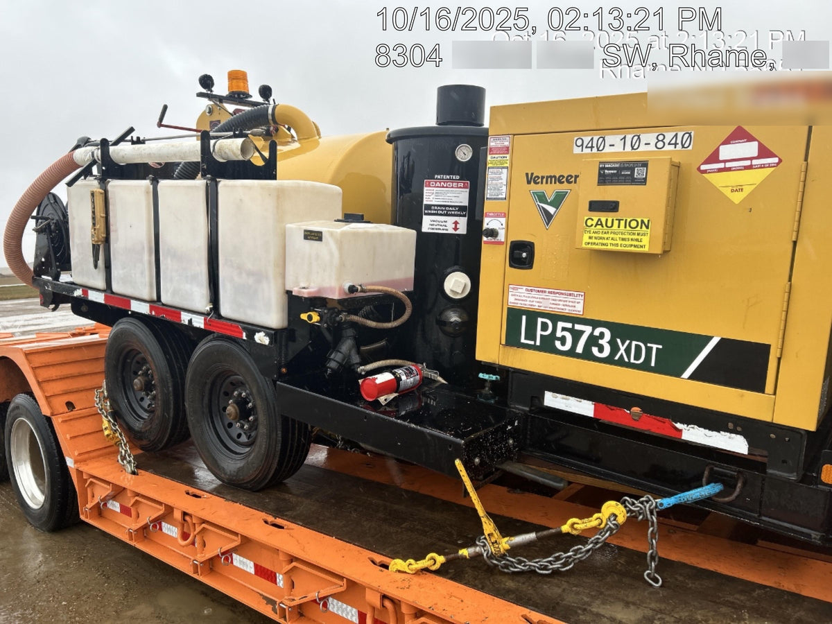 2022 Vac-Tron LP573XDT T4 Koehler Diesel Engine, 500 Gallon Debris Tank, x2 100 Gallon Water Tanks