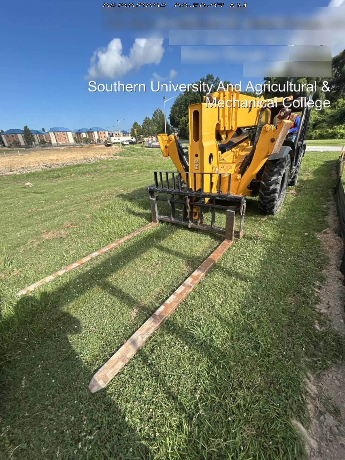 2023 JCB 510-56