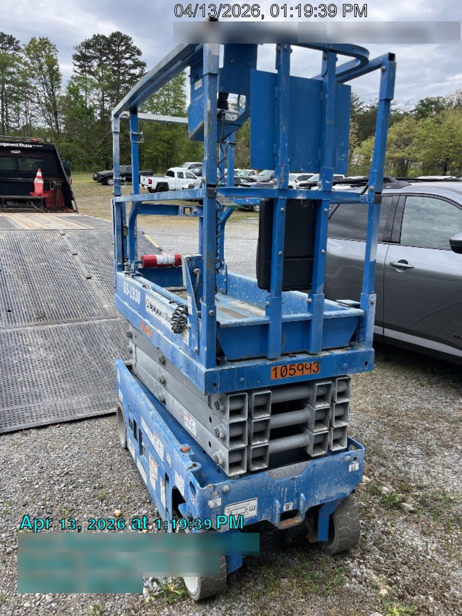 2020 Genie GS-1930 Solid Non Marking Tires, Beacon, Folding rails with half height swing gate