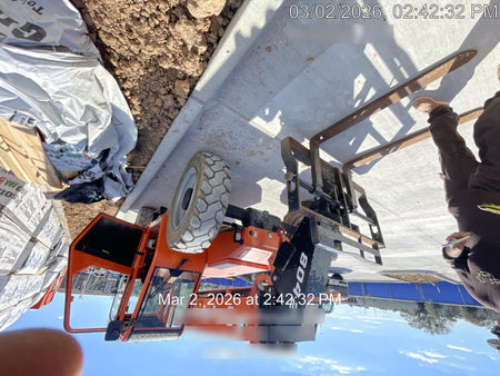 2023 SKYTRAK 8042