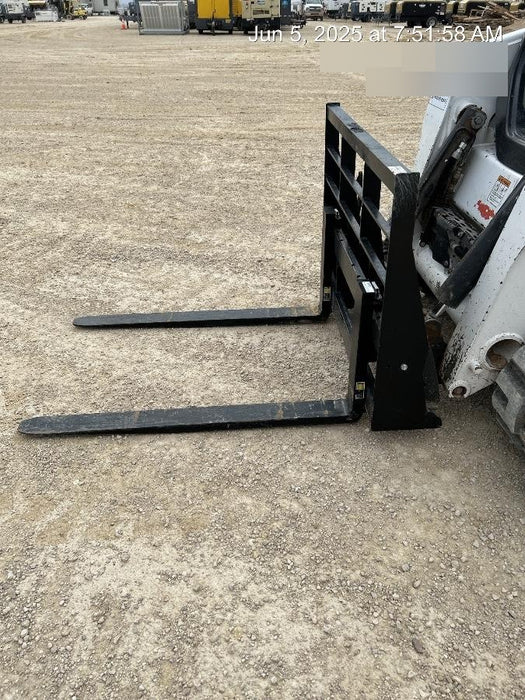 2025 ARROW MATERIAL HANDLING 48" Pallet Forks - Arrow