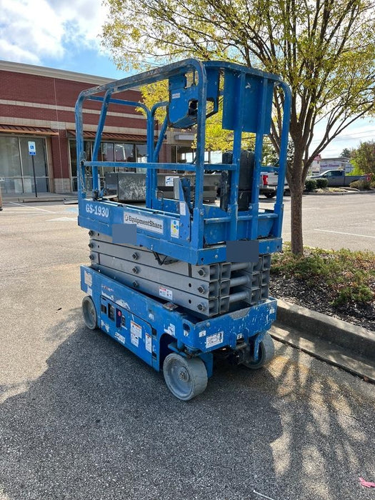 2019 Genie GS-1930 Fixed Rails with Chain Entry