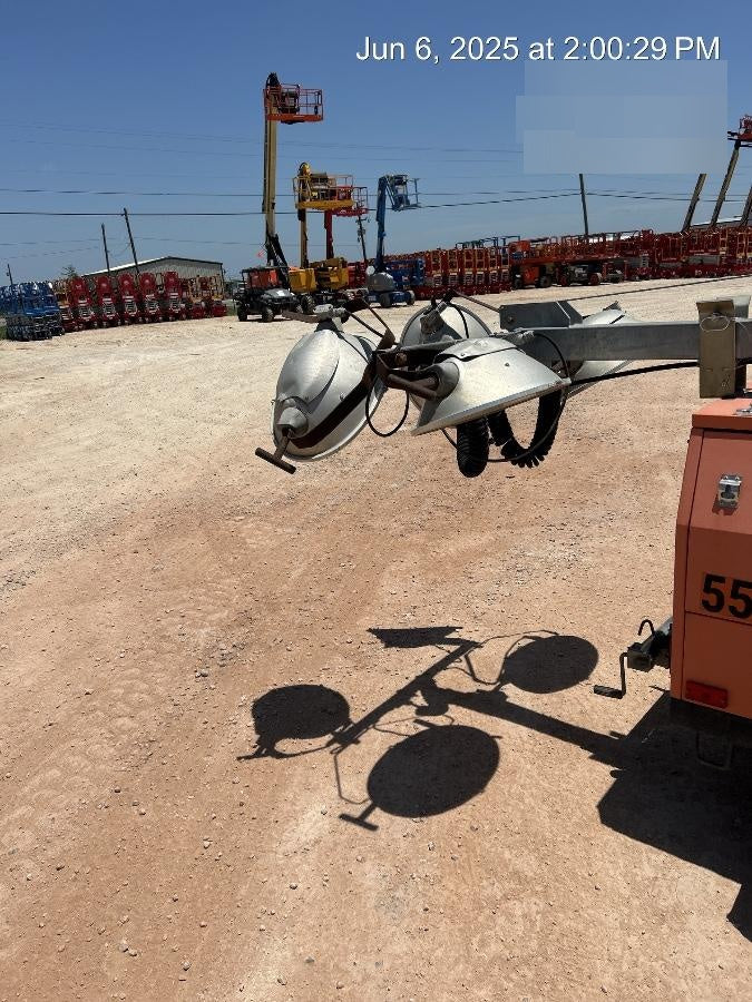 Wanco WLT-4M WANCO WLT-4M 6 kW Towable Light Generator