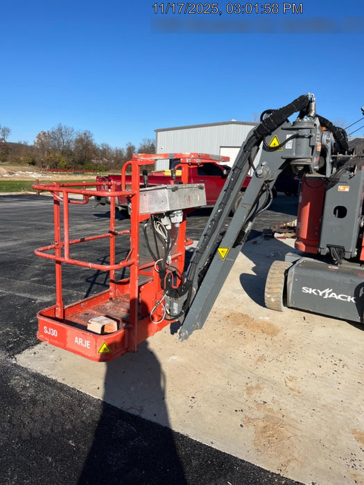 2017 SKYJACK SJ30 AJE