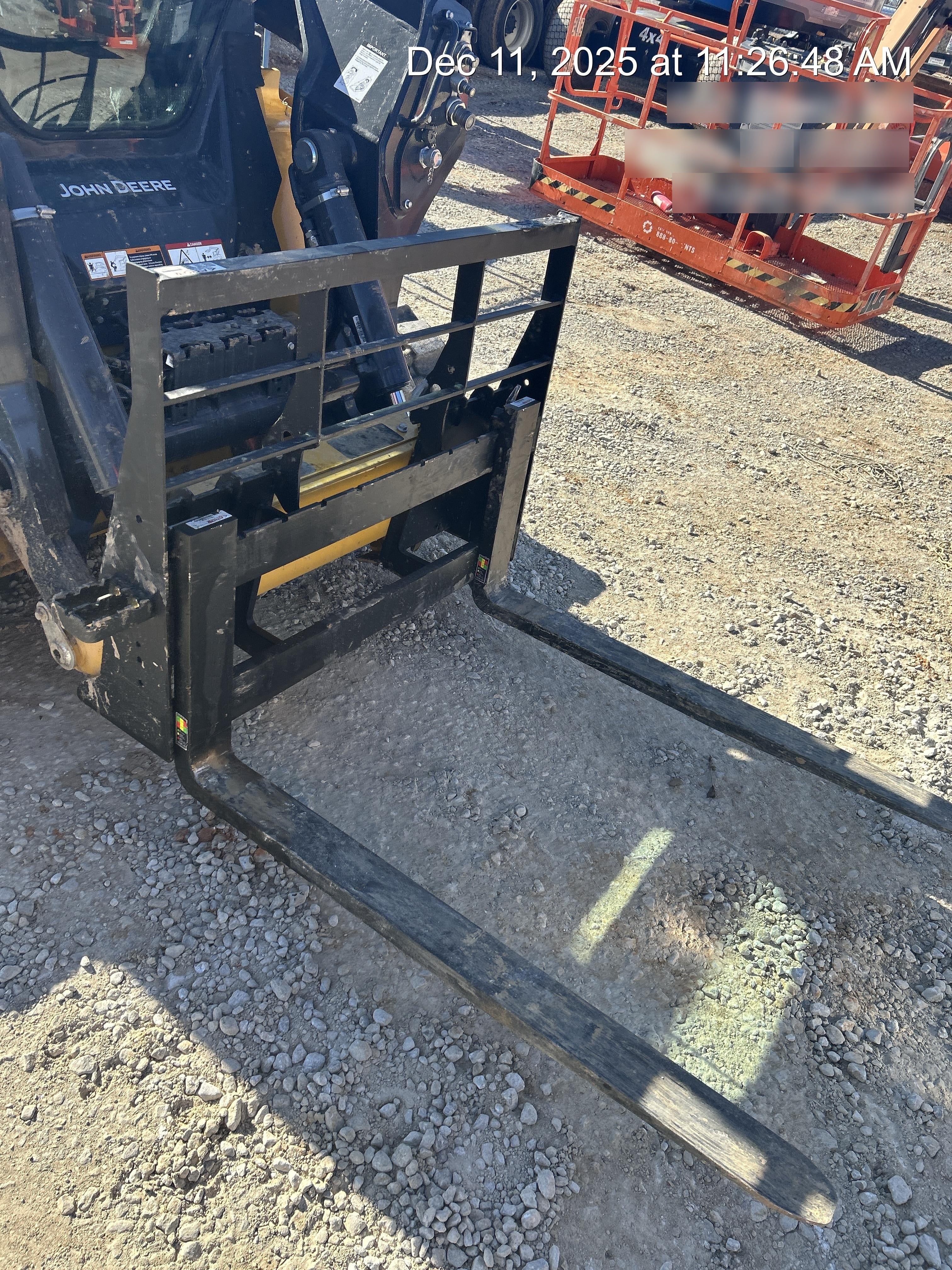 2025 ARROW MATERIAL HANDLING 48" Pallet Forks - Arrow