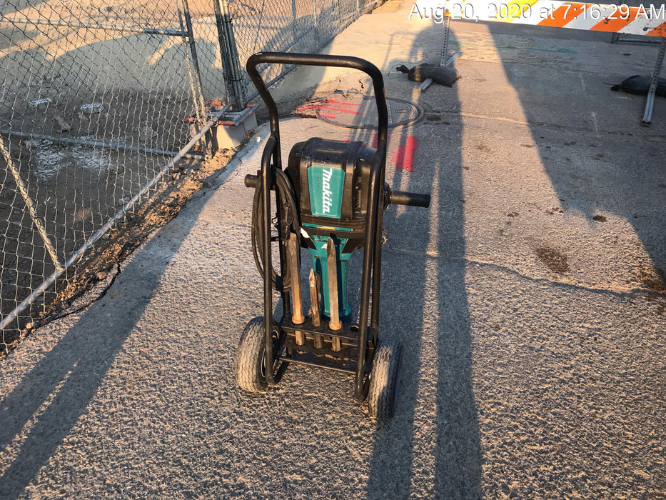 2018 MAKITA HM1812X3