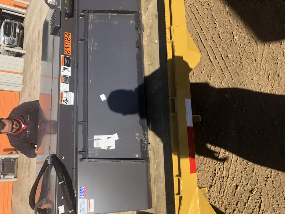 2020 PALADIN Sweepster SB72