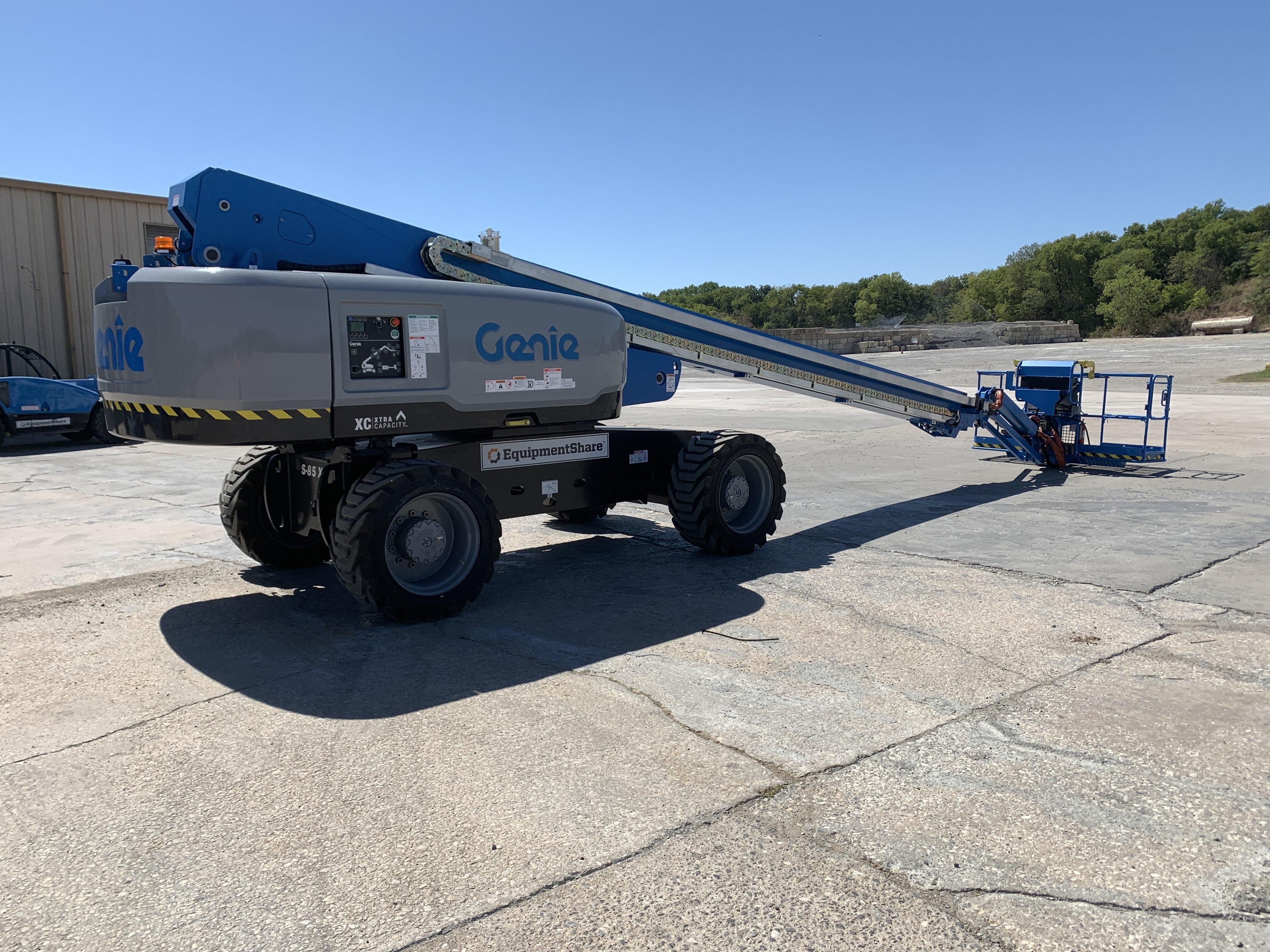 2022 GENIE S-85 XC